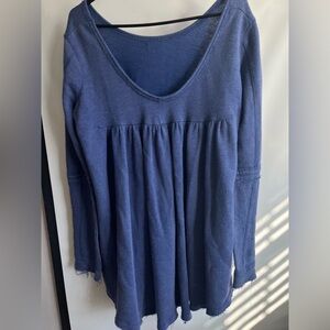 Free People Women's Blue Long Sleeve Top oversized